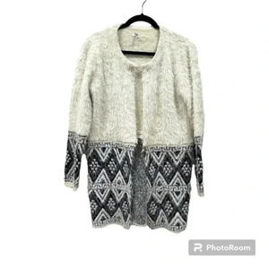 Style Aztec tribal print open front fuzzy Cardigan Small